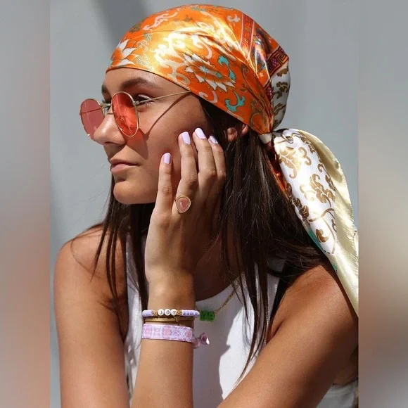 YSL Vintage Authentic Luxury YVES SAINT LAURENT Square 100% Silk Scarf 30X30in - Picture 11 of 14